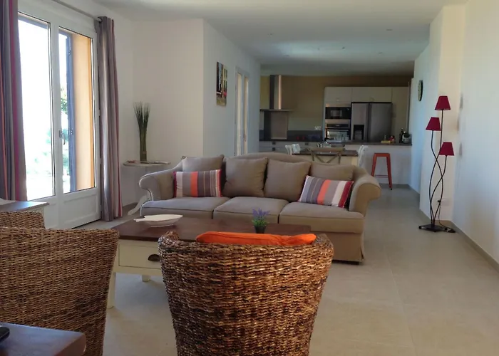 Casa Alimea Mit Und Herrlichem Meerblick By Interhome Monticello